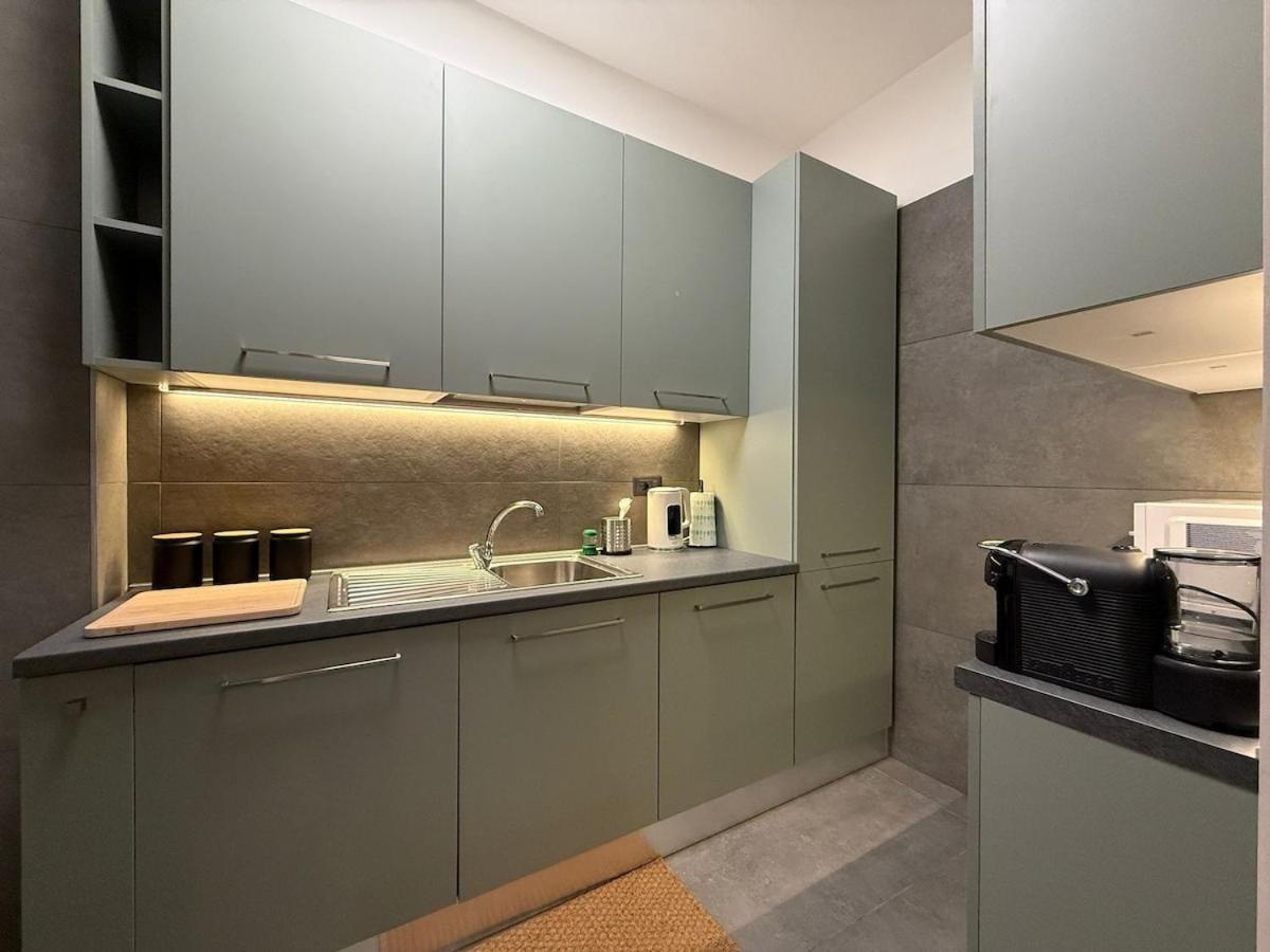 Appartement Wide & Bright 2 Bedroom Flat 50m From M4 Station