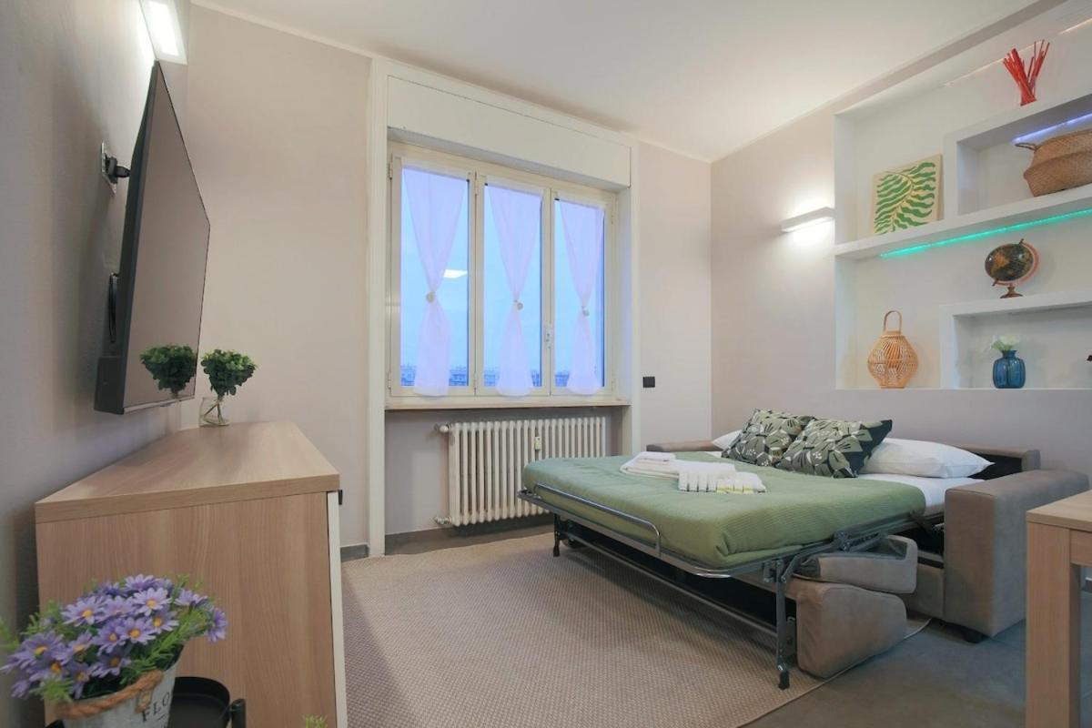 Wide & Bright 2 Bedroom Flat 50m From M4 Station Appartement *