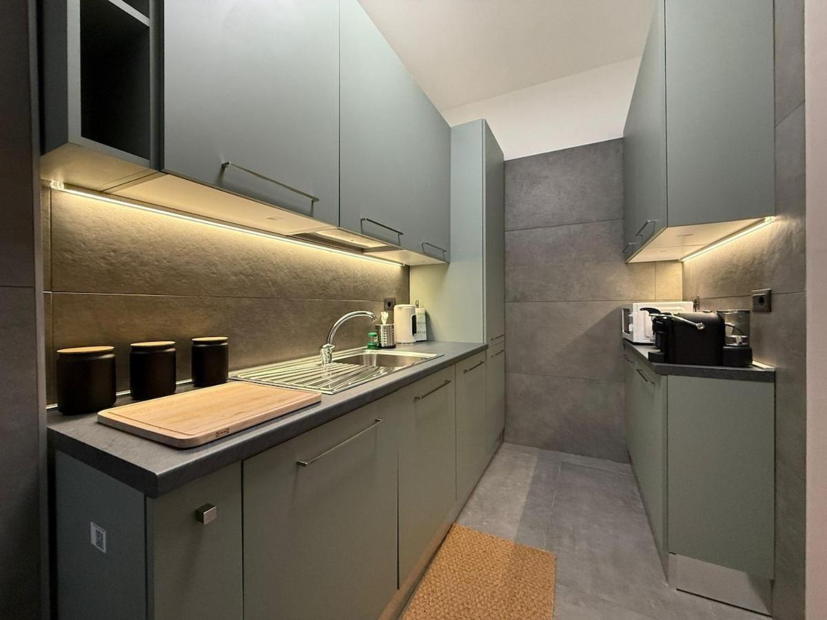 Appartement Wide & Bright 2 Bedroom Flat 50m From M4 Station Milan