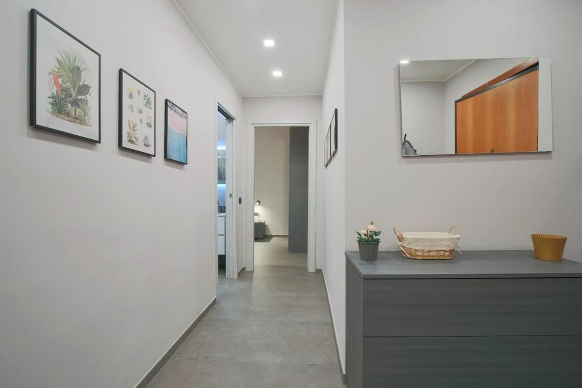 Appartement Wide & Bright 2 Bedroom Flat 50m From M4 Station